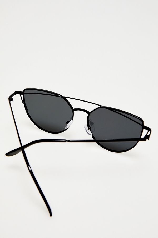 Сонцезахисні окуляри жіночі MOODO L-OK-3111 BLACK, розмір ONE